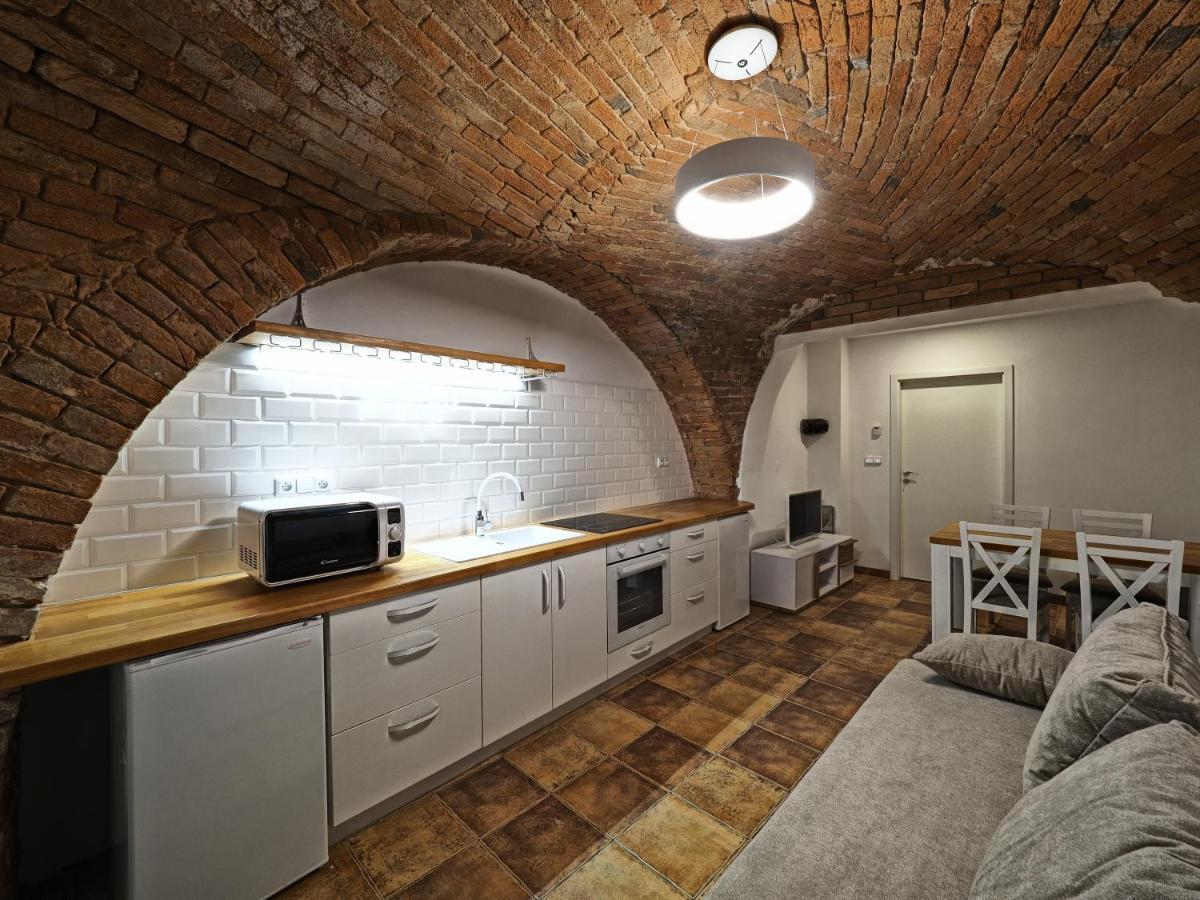Apartmany Habanska, Cely Dum Pouzdrany Exterior foto
